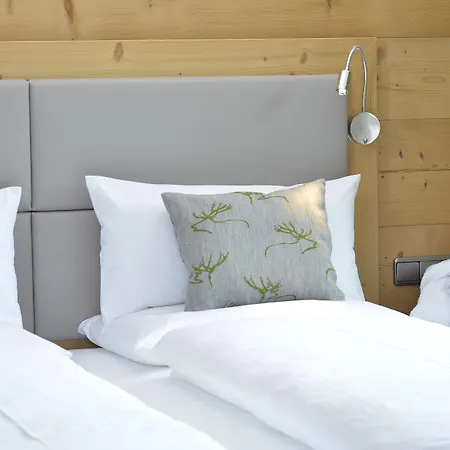 Отель Alpenhof & Spa, Signature Collection By Bw 4*