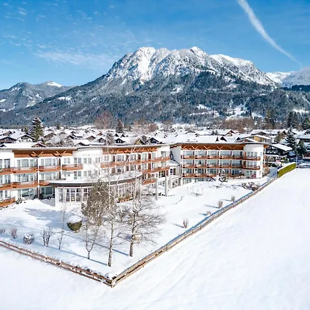 Western Alpenhof Hotel
