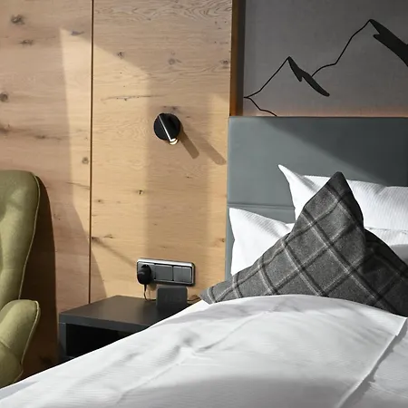 Alpenhof & Spa, Signature Collection By Bw 4*