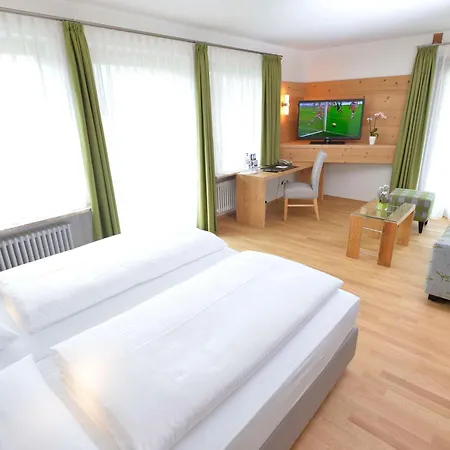 Hotel Western Alpenhof 4*
