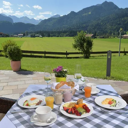 Western Alpenhof Hotel 4*