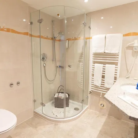 Hotel Alpenhof & Spa, Signature Collection By Bw 4*